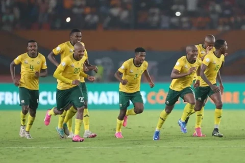 مهاجم جنوب أفريقيا السابق: على منافسينا أن يشعروا بالقلق.. ولدينا فرصة لتصدر مجموعتنا